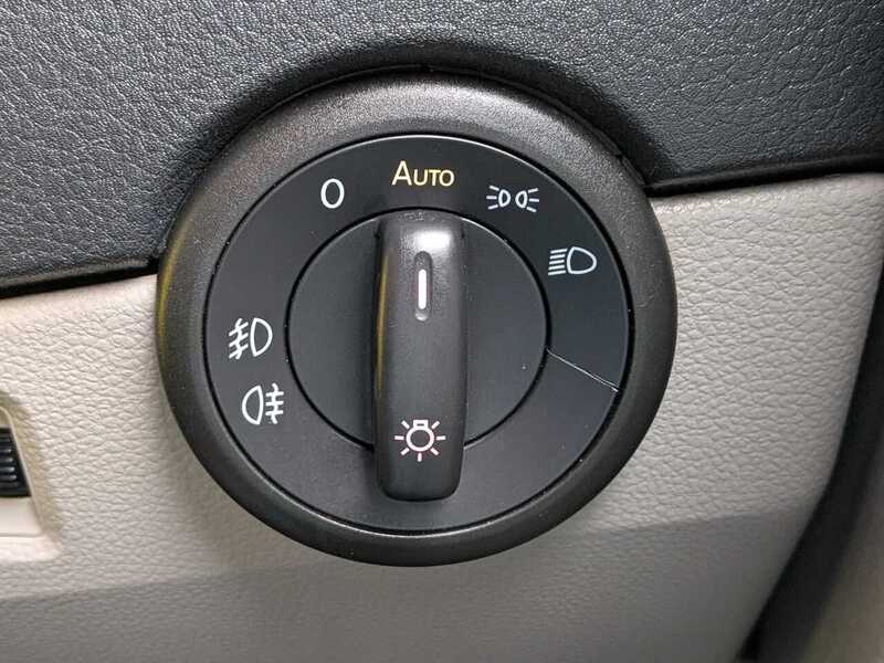 Volkswagen Transporter T30 BMT Highline Panel Van 5dr Diesel DSG FWD SWB Euro 6 (s/s) (150 ps) - U10658