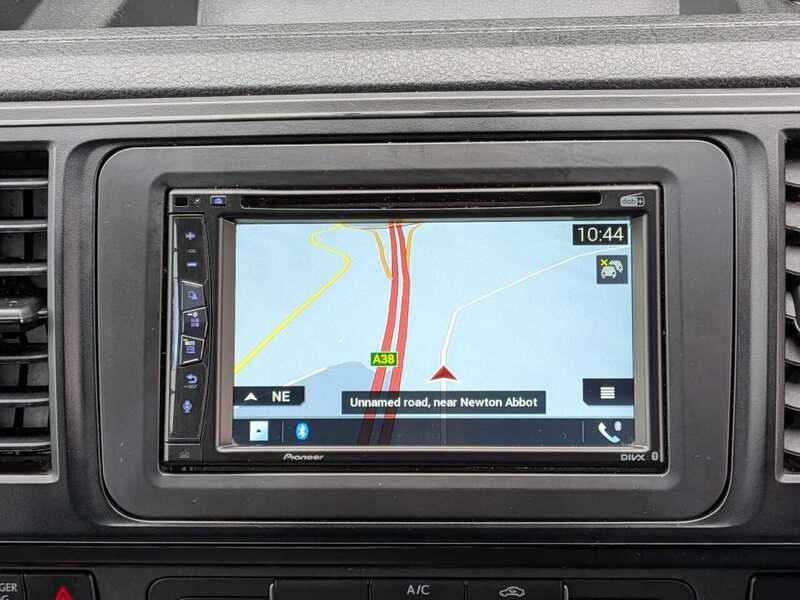 Volkswagen Transporter T30 BMT Highline Panel Van 5dr Diesel DSG FWD SWB Euro 6 (s/s) (150 ps) - U10658