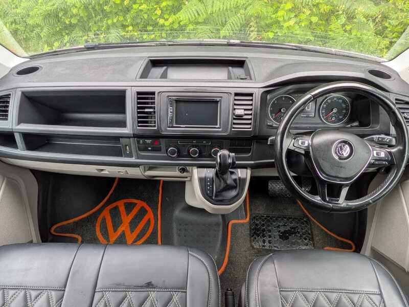 Volkswagen Transporter T30 BMT Highline Panel Van 5dr Diesel DSG FWD SWB Euro 6 (s/s) (150 ps) - U10658