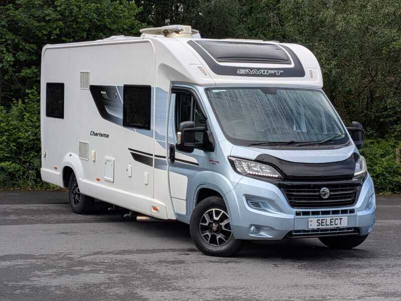 Swift Escape 674 Charisma - U10665