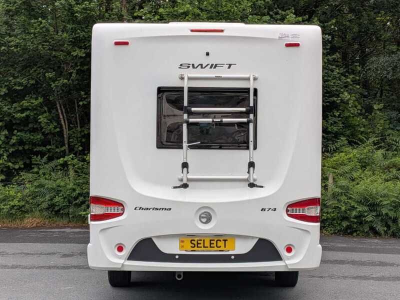 Swift Escape 674 Charisma - U10665