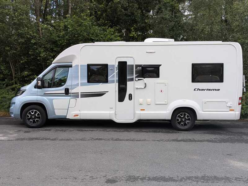 Swift Escape 674 Charisma - U10665