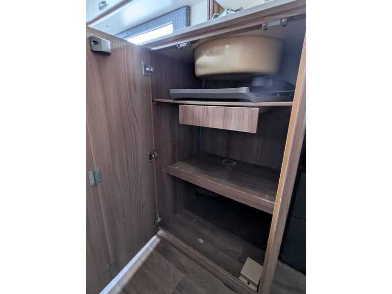 Swift Escape 674 Charisma - U10665