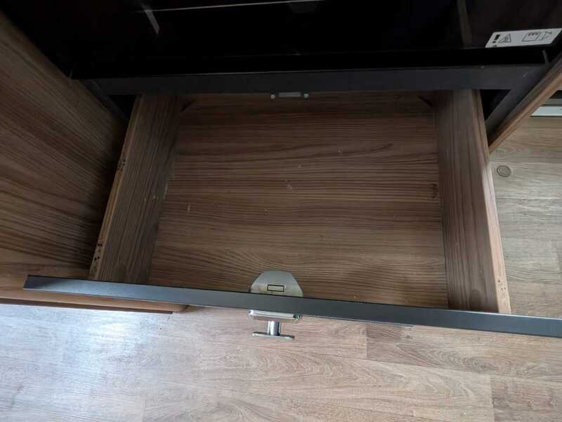 Swift Escape 674 Charisma - U10665
