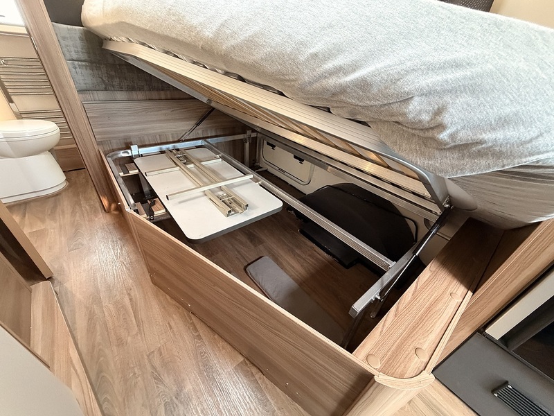Swift Kon-Tiki Sport 584 35 C/C MULTIJET II - U10667