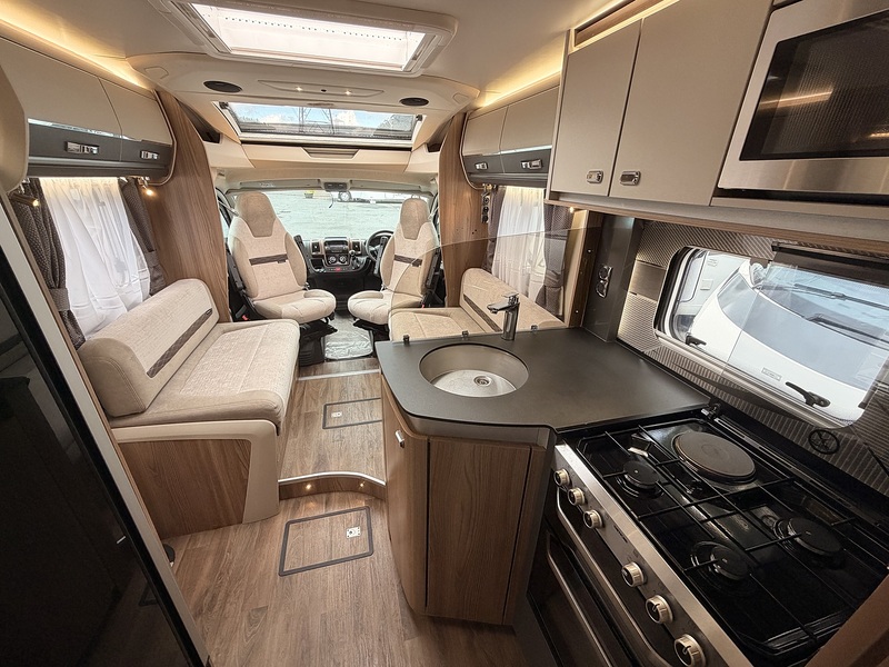 Swift Kon-Tiki Sport 584 35 C/C MULTIJET II - U10667