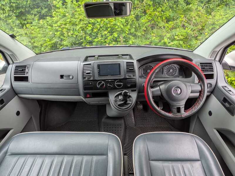 Volkswagen Transporter 2.0 TDI T28 Campervan - U10673