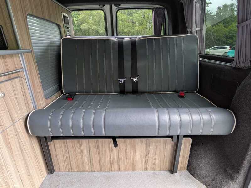 Volkswagen Transporter 2.0 TDI T28 Campervan - U10673