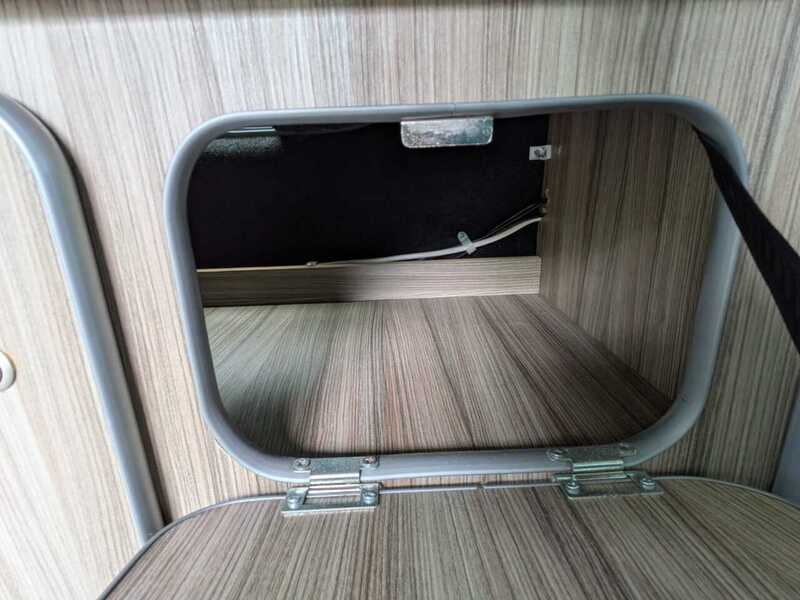 Volkswagen Transporter 2.0 TDI T28 Campervan - U10673