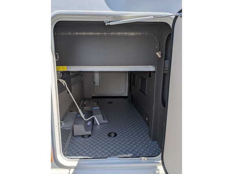 Swift Kon-Tiki 894 DB - U10675