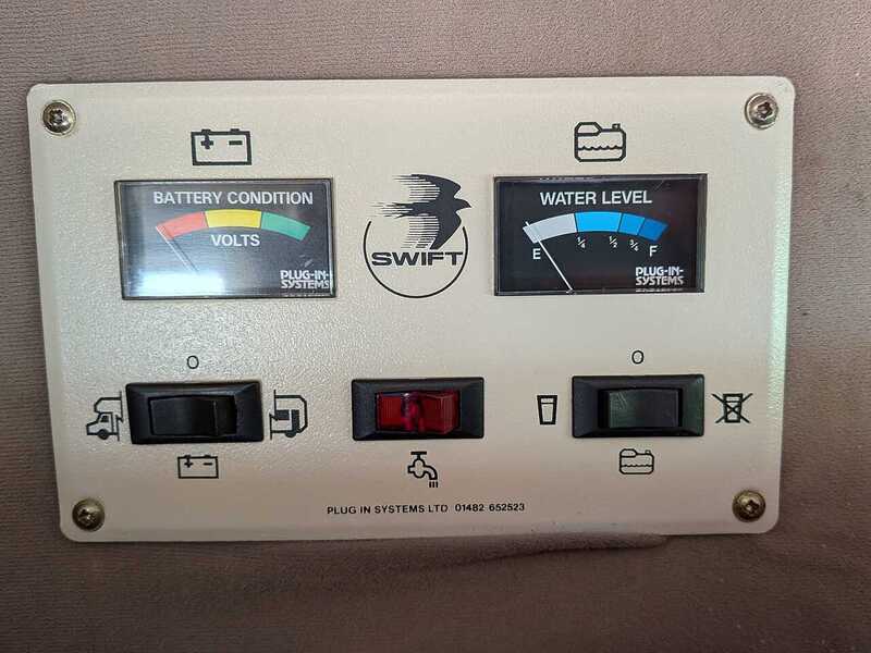 Swift Mondial . - U10688