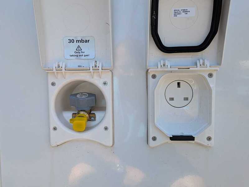 Swift Kon-Tiki 894 DB - 6 Berth - Automatic - U10690