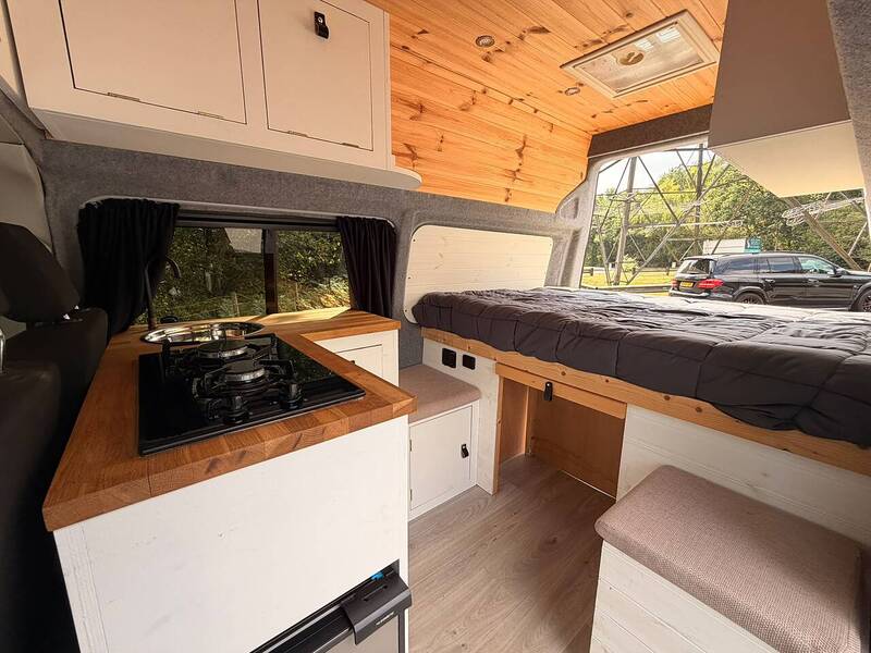 Volkswagen Transporter T32 - High Top - U10696