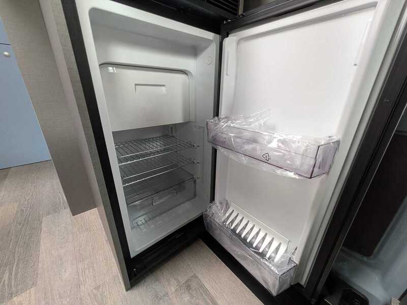Volkswagen Crafter Aura 6EB Conversion - U10700