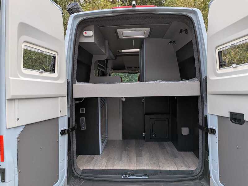 Volkswagen Crafter Aura 6EB Conversion - U10700