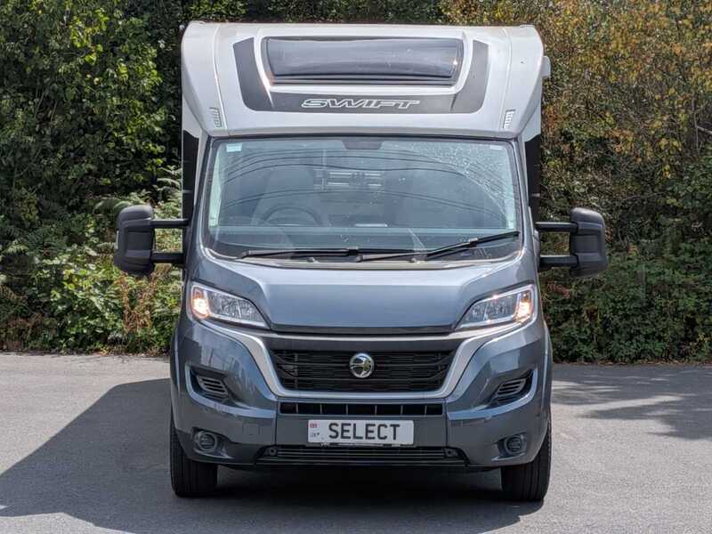 Swift Escape 674 Motorhome - U10701