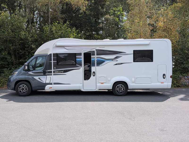 Swift Escape 674 Motorhome - U10701