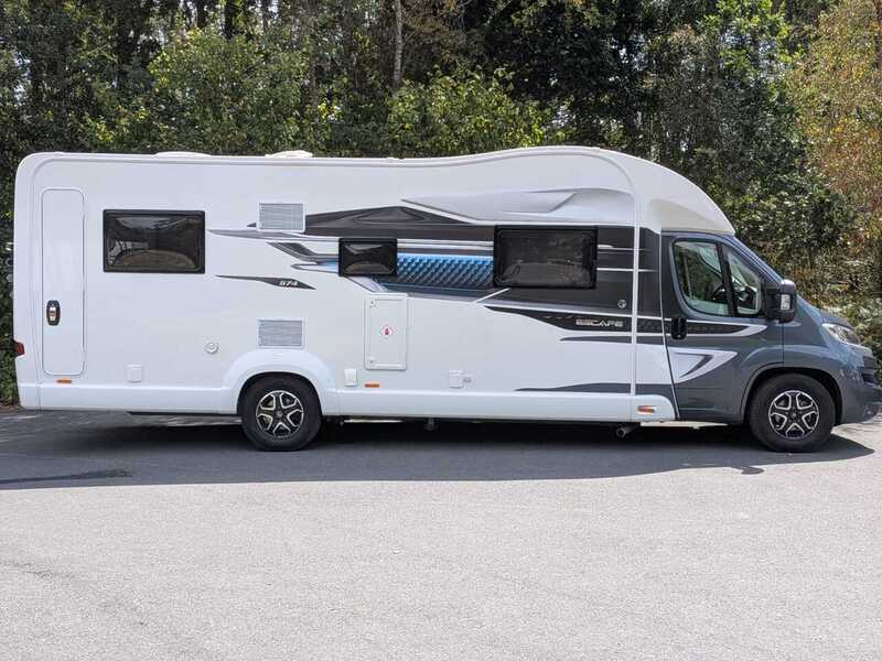Swift Escape 674 Motorhome - U10701