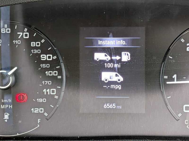 Swift Escape 674 Motorhome - U10701