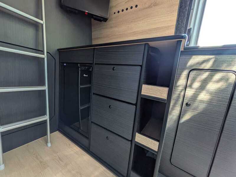 Mercedes-Benz Sprinter - GB Motorhomes Conversion - U10704