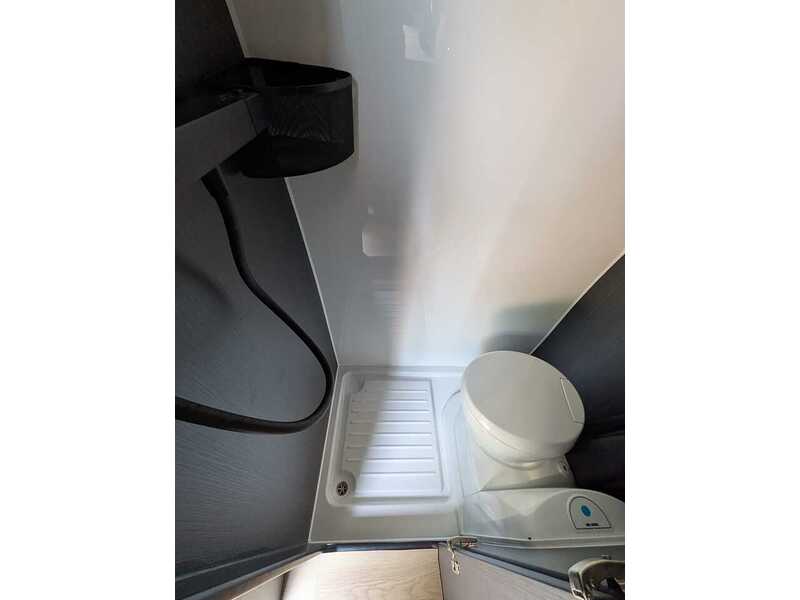 Mercedes-Benz Sprinter - GB Motorhomes Conversion - U10704