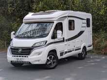 Hymer Van 374