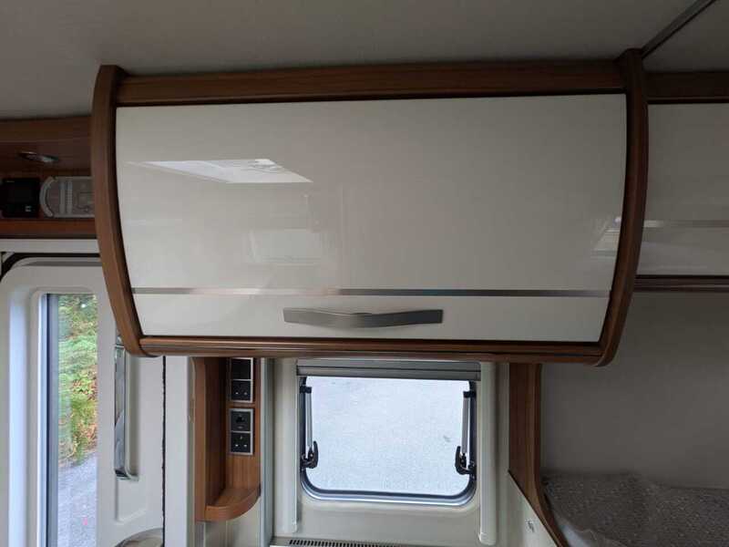 Hymer Van 374  - U10706