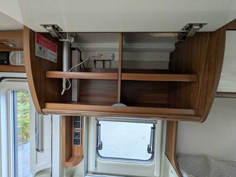 Hymer Van 374  - U10706