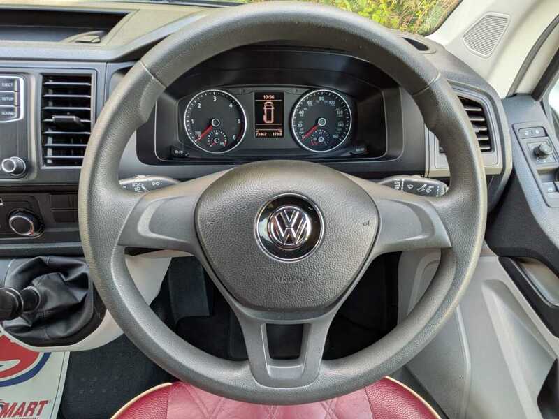 Volkswagen Transporter T28 BMT Trendline - U10708