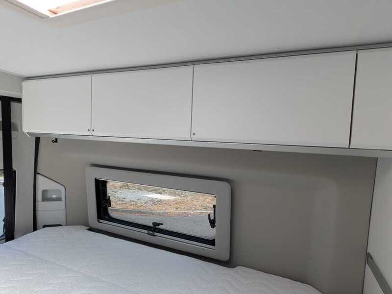 Adria Twin Supreme 640 SGX Campervan - U10709