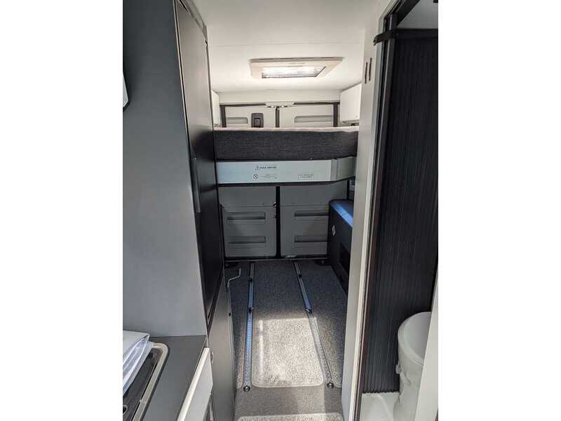 Adria Twin Supreme 640 SGX Campervan - U10709