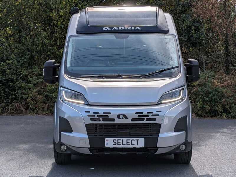 Adria Twin Supreme 640 SGX Campervan - U10709