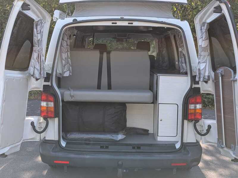 Volkswagen Transporter 1.9 TDI T30 Campervan - U10710