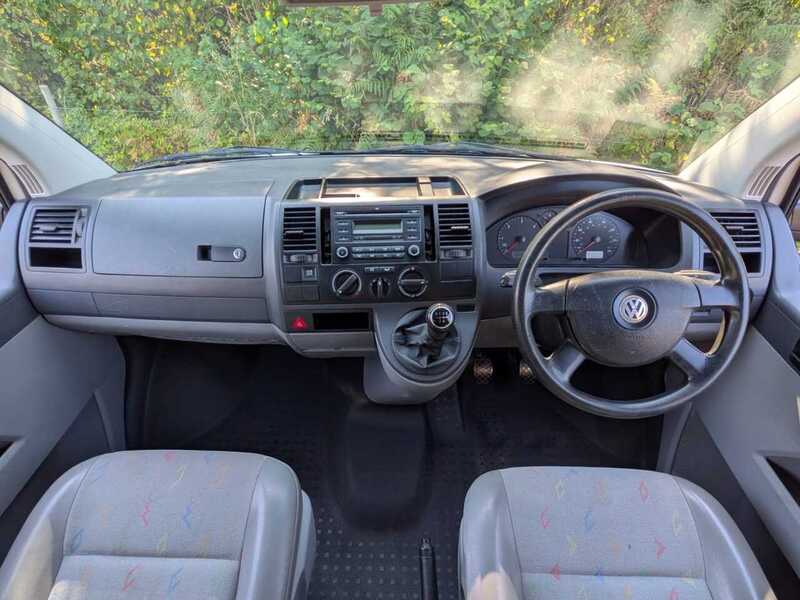 Volkswagen Transporter 1.9 TDI T30 Campervan - U10710