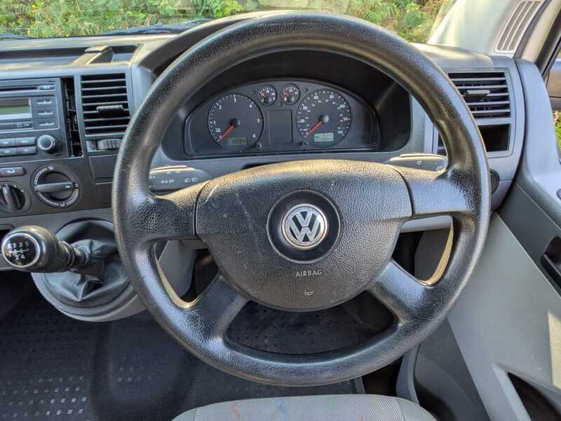 Volkswagen Transporter 1.9 TDI T30 Campervan - U10710
