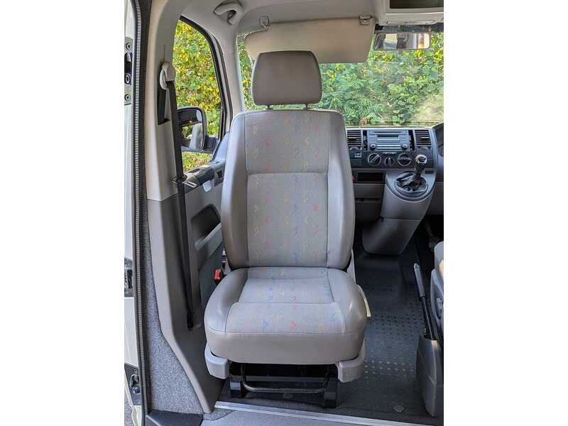 Volkswagen Transporter 1.9 TDI T30 Campervan - U10710