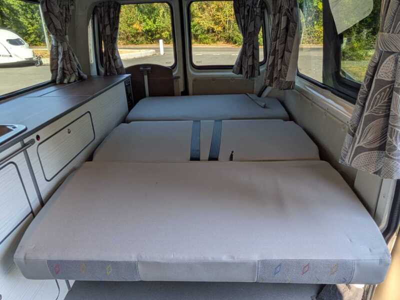 Volkswagen Transporter 1.9 TDI T30 Campervan - U10710