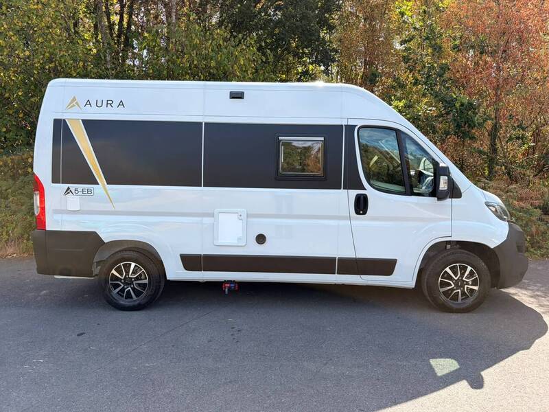 Aura 5 EB Aura 5 EB - U10714