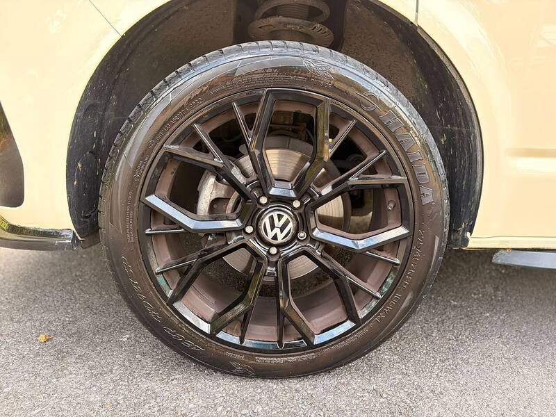 Volkswagen Transporter 2.0 TDI T28 Highline Panel Van 5dr Diesel DSG FWD SWB Euro 6 (s/s) (150 ps) - U10716