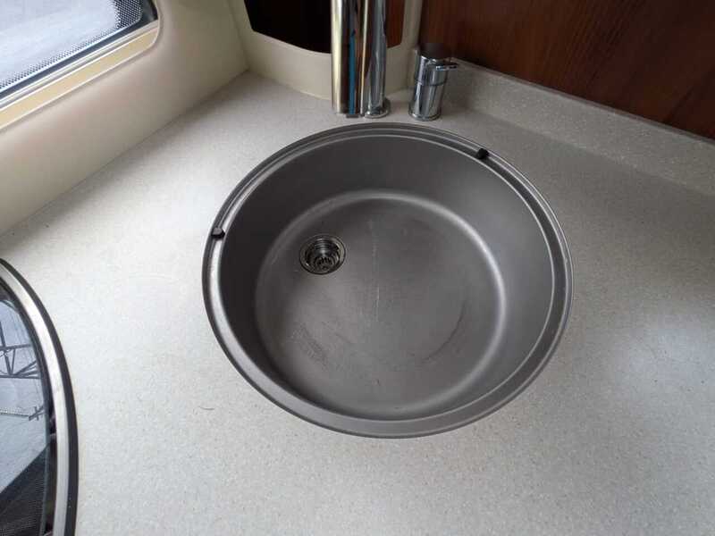 Carthago Chic e-line 51QB Yachting Motorhome - Automatic - U10718