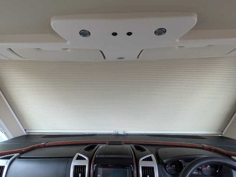 Carthago Chic e-line 51QB Yachting Motorhome - Automatic - U10718