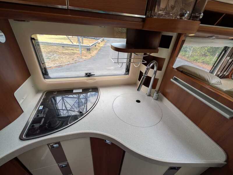 Carthago Chic e-line 51QB Yachting Motorhome - Automatic - U10718