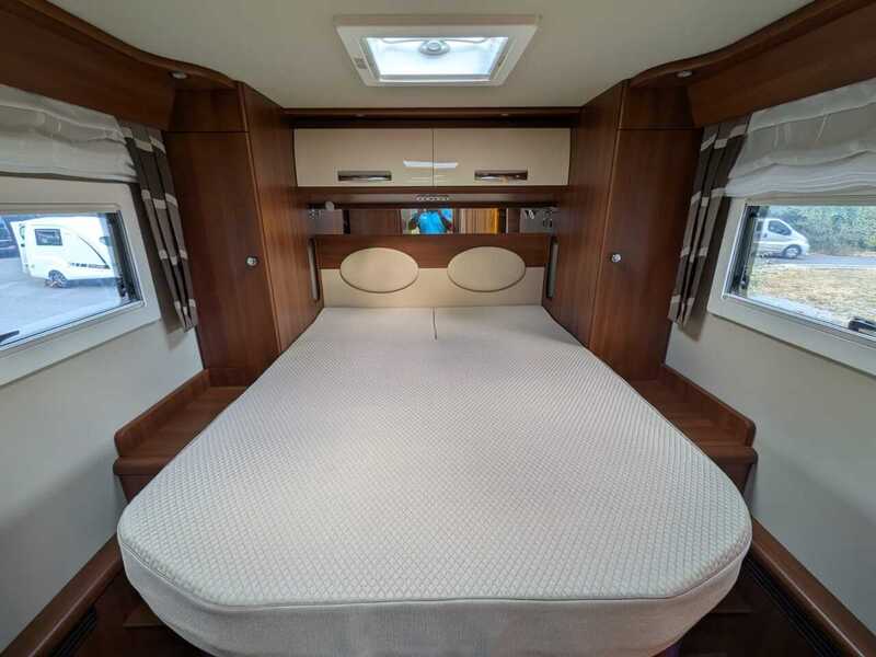 Carthago Chic e-line 51QB Yachting Motorhome - Automatic - U10718