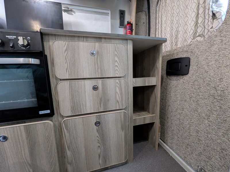 Aura 6EK Campervan - Manual - Diesel - U10727