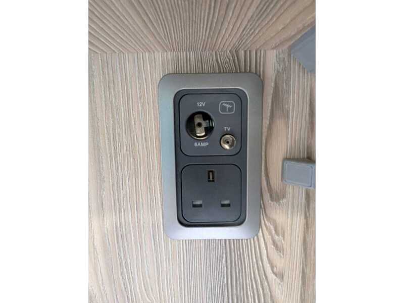 Aura 6EK Campervan - Manual - Diesel - U10727