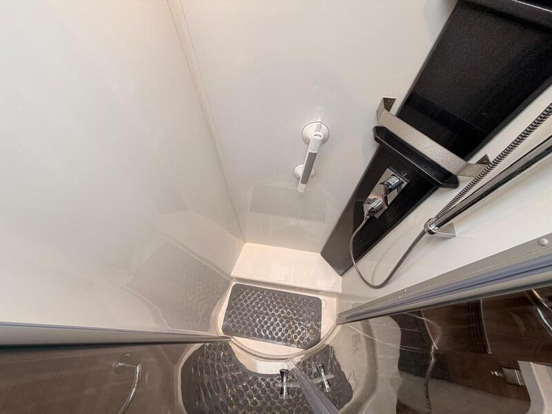 Knaus Sun I 900 LX 2184 2dr Motorhome Automatic Diesel - U10731