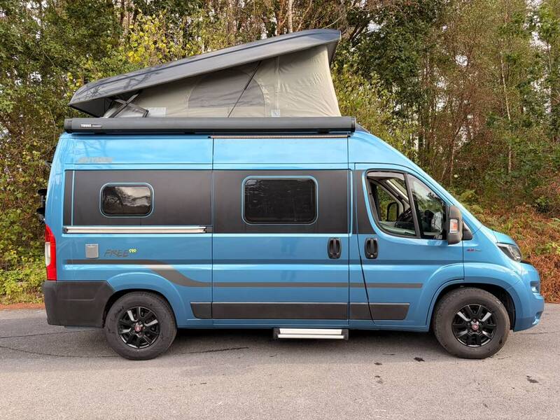 Hymer Free 540 Blue Evolution - 5.4m Campervan - U10739