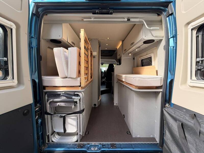 Hymer Free 540 Blue Evolution - 5.4m Campervan - U10739