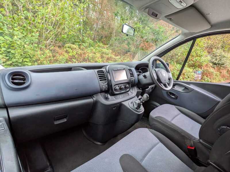 Vauxhall Vivaro 1.6 CDTi - 2 Berth Campervan - U10740