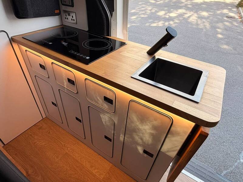 Volkswagen Crafter CR35 Trendline Campervan - U10746